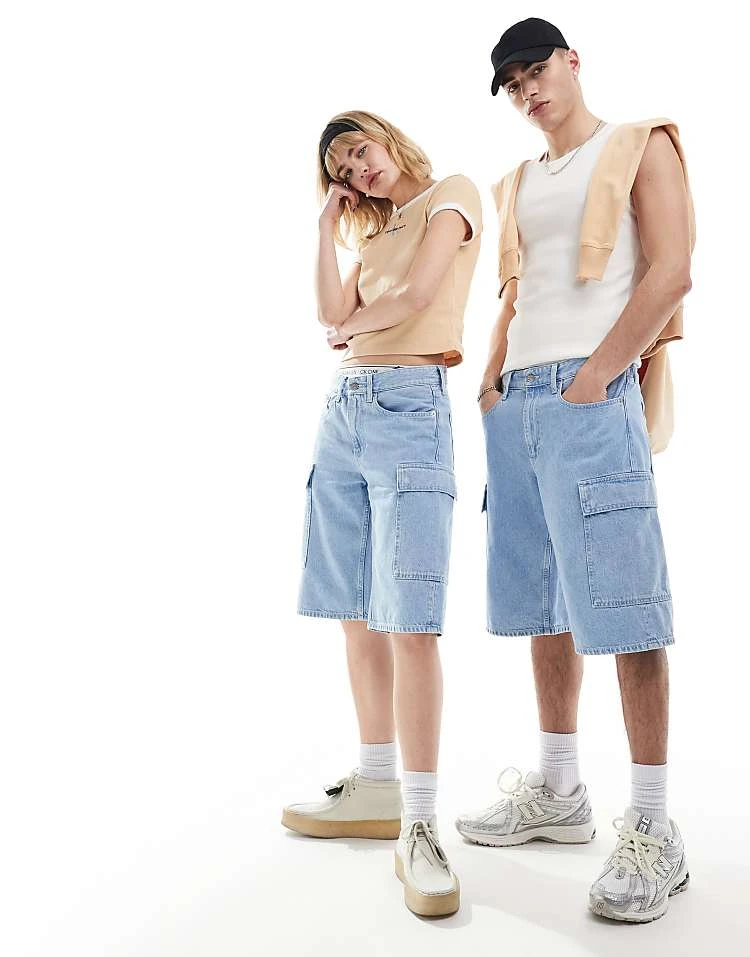 Calvin Klein Jeans 90s Cargo Skater Shorts In Light Wash - ASOS Exclusive For Unisex - Image 4