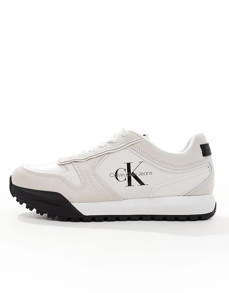 Calvin Klein Jeans Logo Runner Trainers In White For Men Bright White/black - Image 2