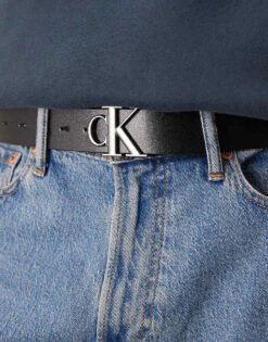 Calvin Klein Jeans Logo Belt In Black For Men Black / Black/matte